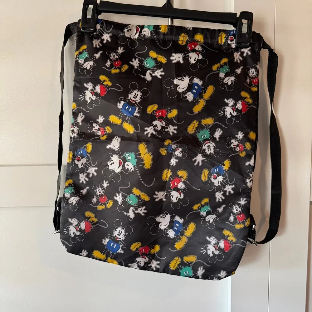 Disney‎ World Mickey Mouse Drawstring Backpack Black Lightweight Bag